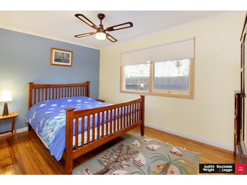17 Foam Street, Sunderland Bay VIC 3922