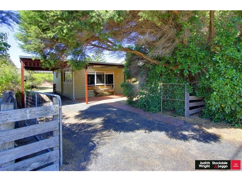 17 Foam Street, Sunderland Bay VIC 3922