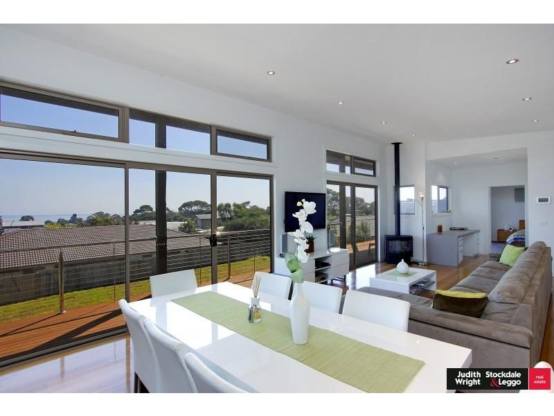 7 Bradley Court, Cowes VIC 3922