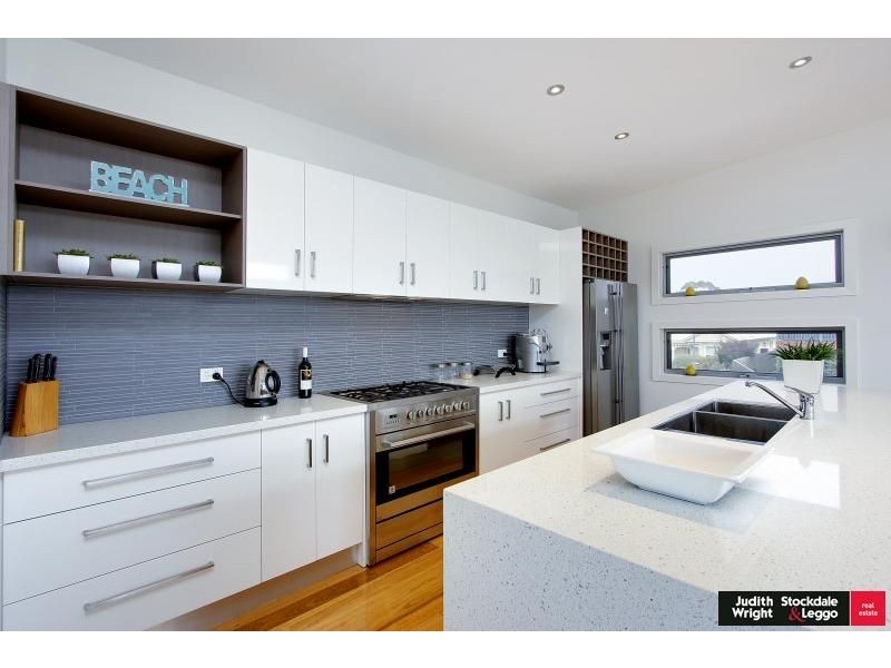 7 Bradley Court, Cowes VIC 3922