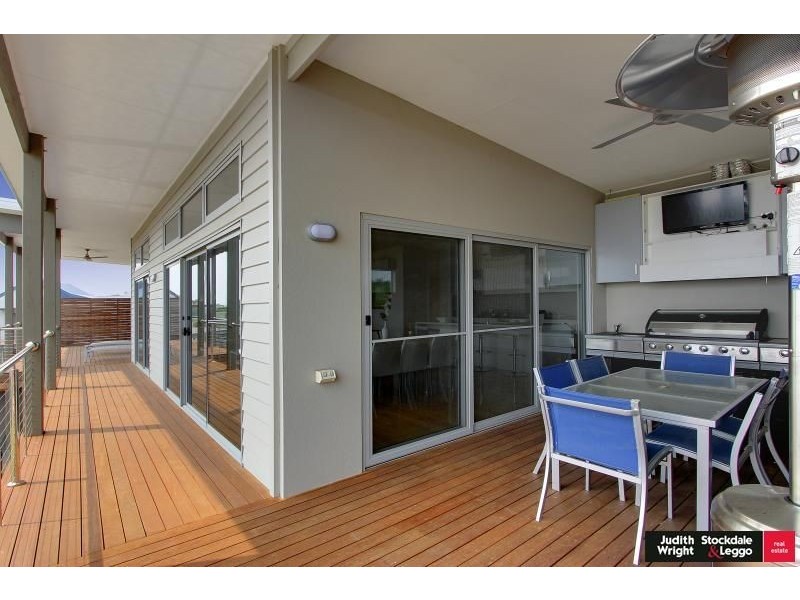 7 Bradley Court, Cowes VIC 3922