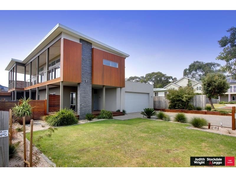 7 Bradley Court, Cowes VIC 3922