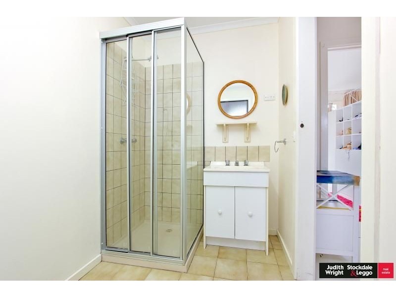 9 Sunseeker Court, Cowes VIC 3922