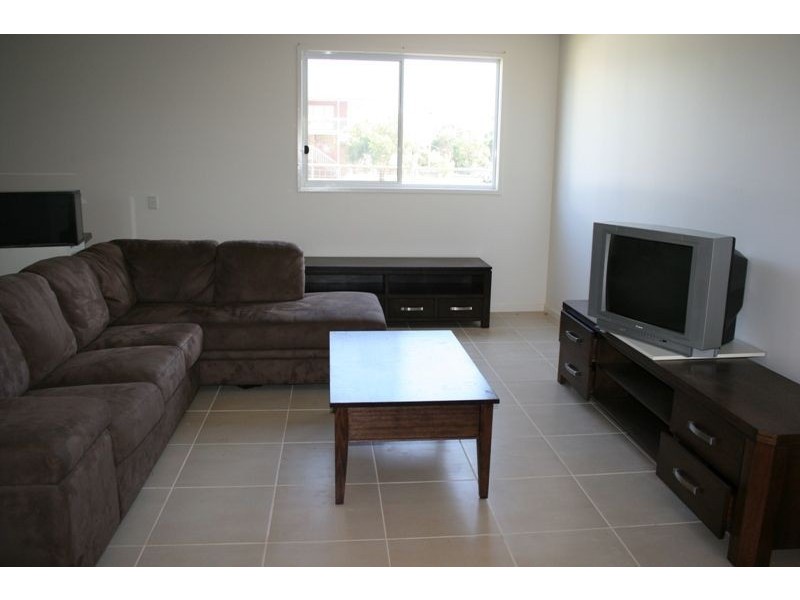 9 Parrakoola Way, Cowes VIC 3922