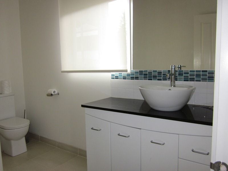 9 Parrakoola Way, Cowes VIC 3922