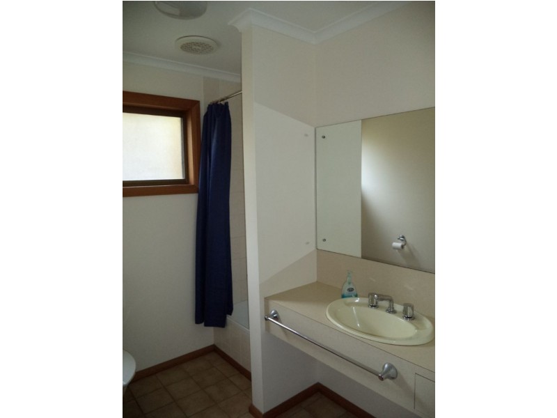 13 Stuart Street, San Remo VIC 3925