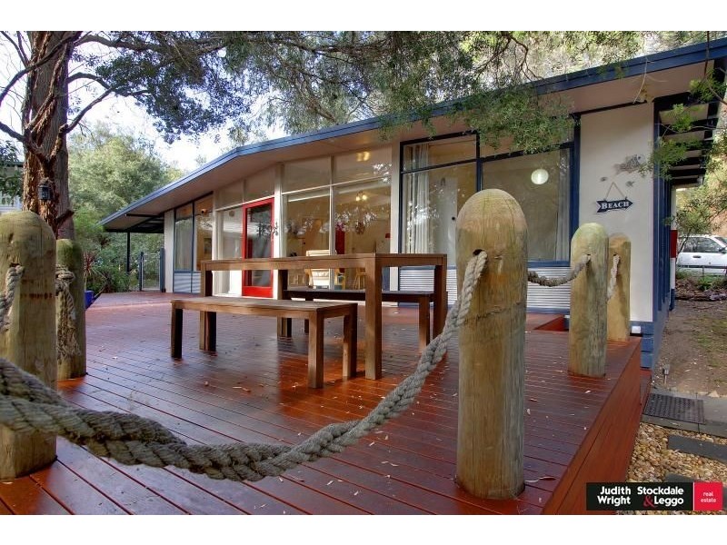 10 Bruce Road, Silverleaves VIC 3922