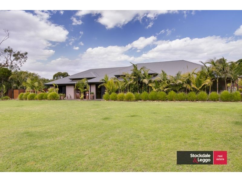 14-18 Casuarina Court, Cowes VIC 3922