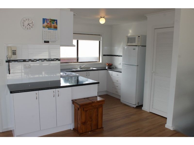 89 Justice Road, Cowes VIC 3922