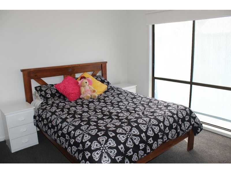 89 Justice Road, Cowes VIC 3922