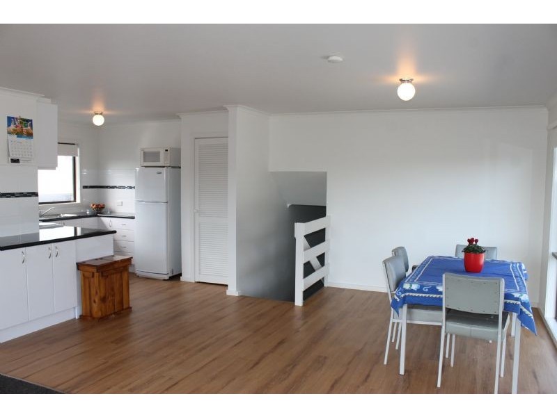 89 Justice Road, Cowes VIC 3922