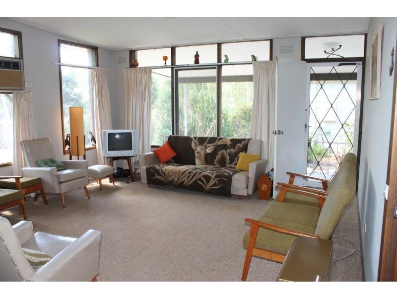 225 Church Street, Cowes VIC 3922