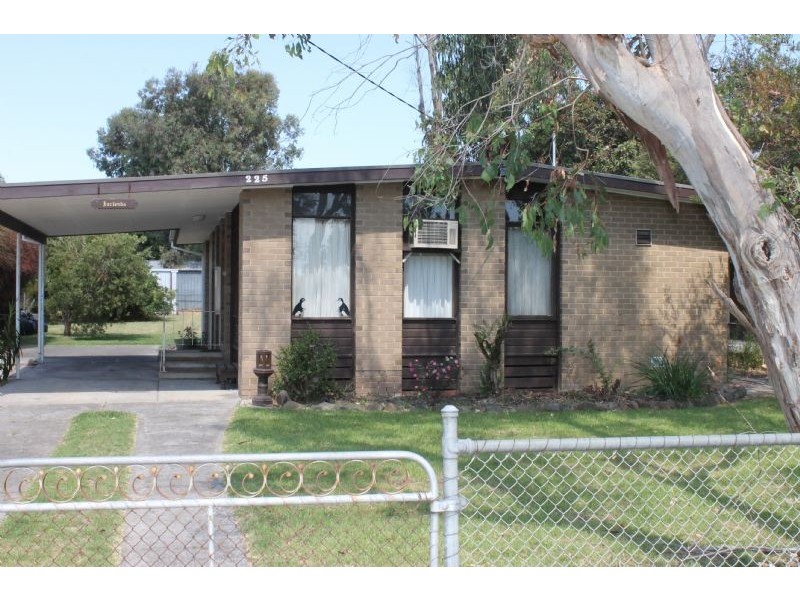 225 Church Street, Cowes VIC 3922