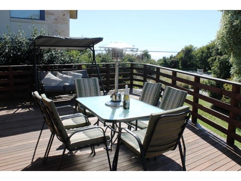 4 Justice Road, Cowes VIC 3922