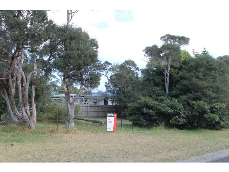 1 Rogan Close, Cowes VIC 3922