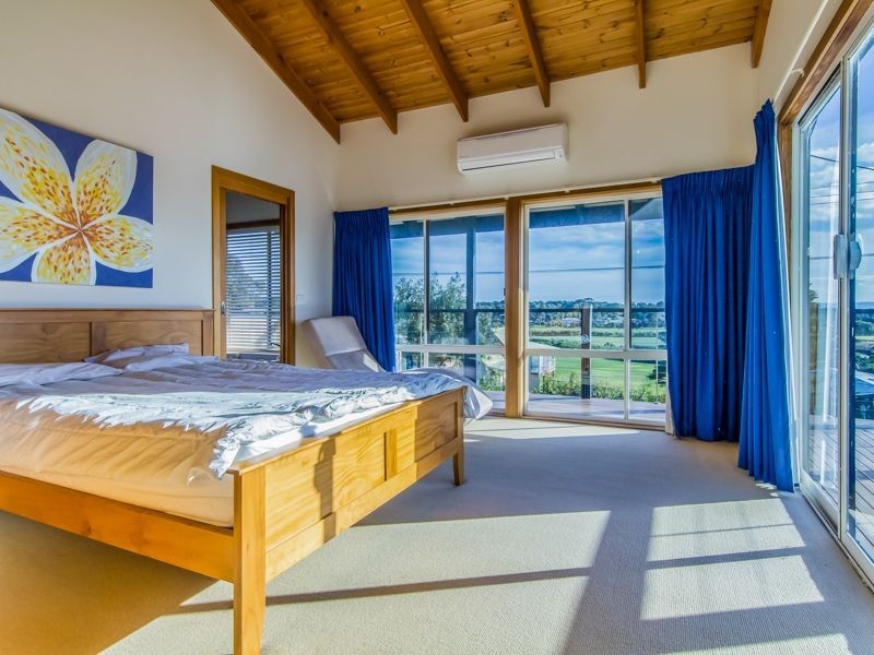 85 Red Rocks Road, Cowes VIC 3922