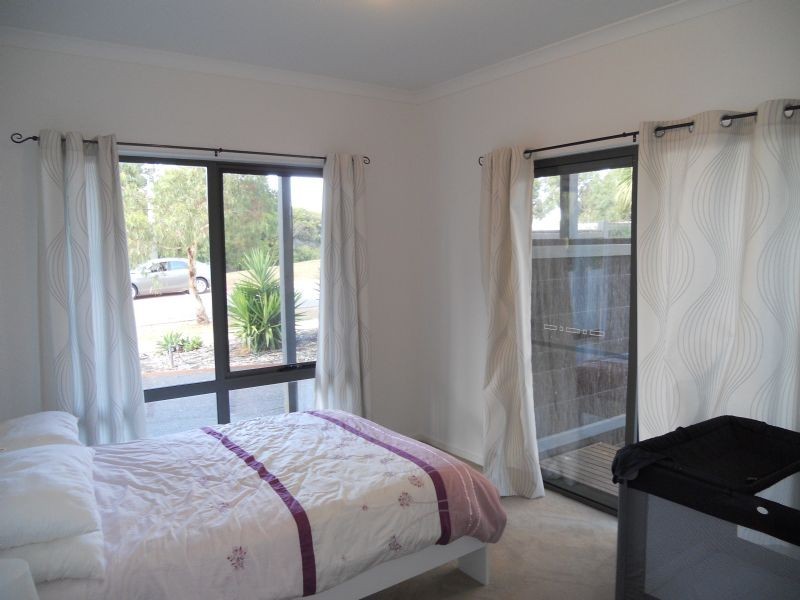 17 Vision Circuit, Sunset Strip VIC 3922