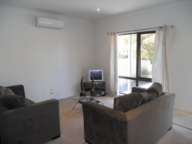 17 Vision Circuit, Sunset Strip VIC 3922
