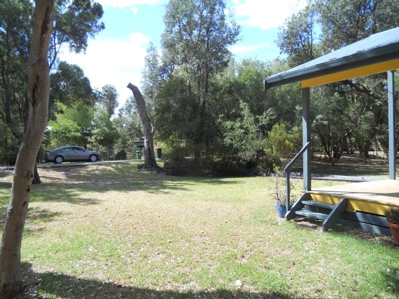 4 Bruce Road, Silverleaves VIC 3922