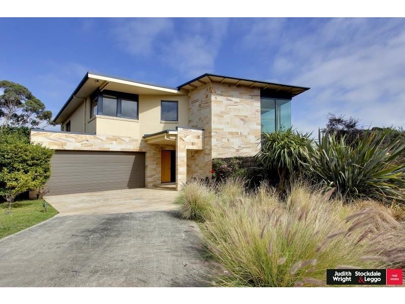 2 Justice Road, Cowes VIC 3922
