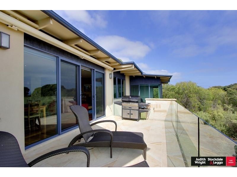 2 Justice Road, Cowes VIC 3922