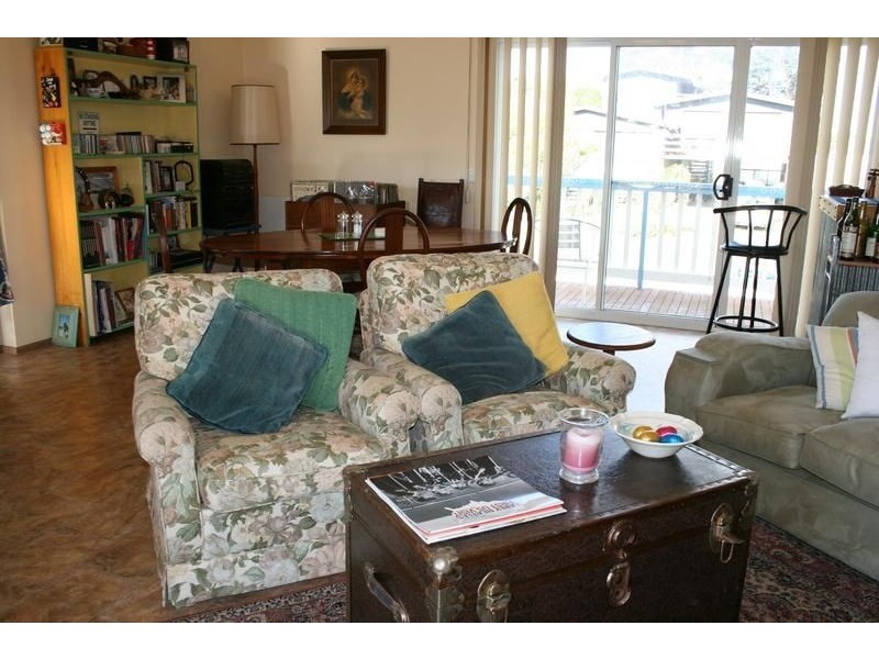 20 Terry Crescent, Wimbledon Heights VIC 3922