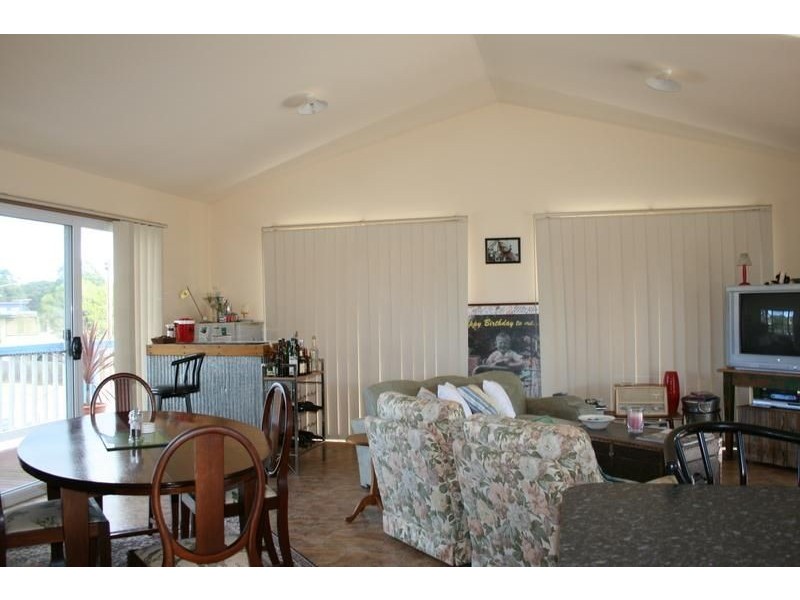 20 Terry Crescent, Wimbledon Heights VIC 3922