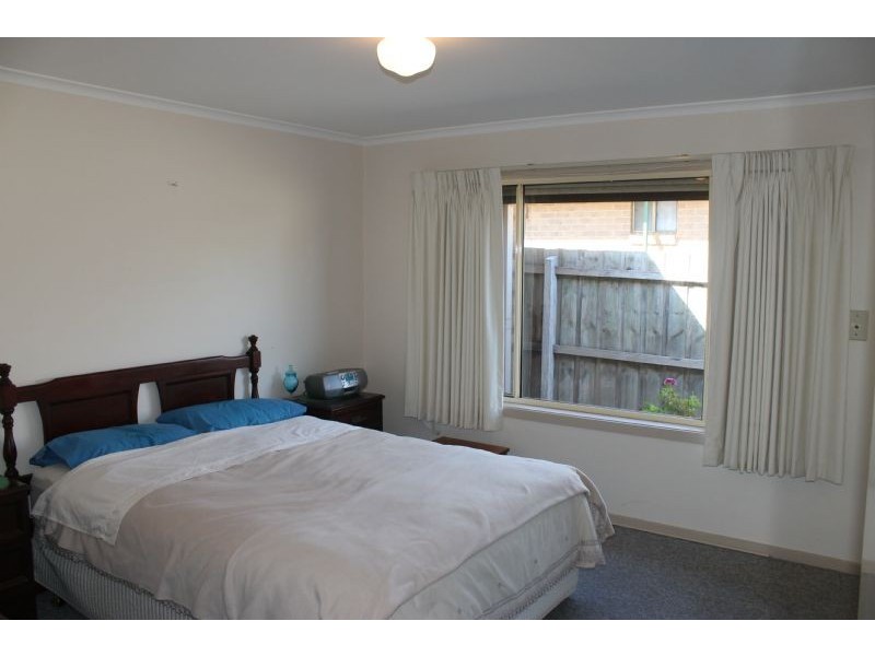 26 Wyndham Avenue, Cowes VIC 3922