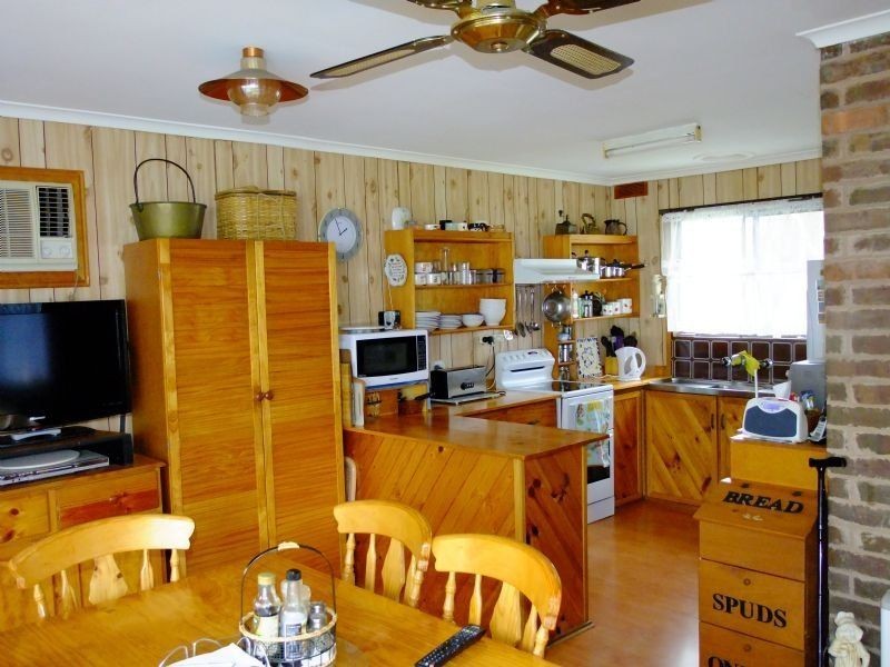 5 Ti Tree Drive, Cowes VIC 3922