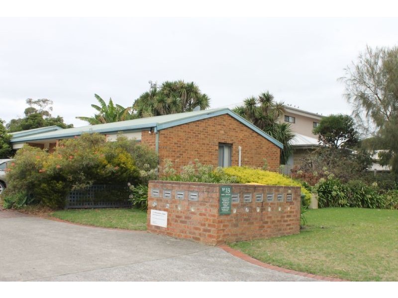 1/13 Douglas Road, Cowes VIC 3922