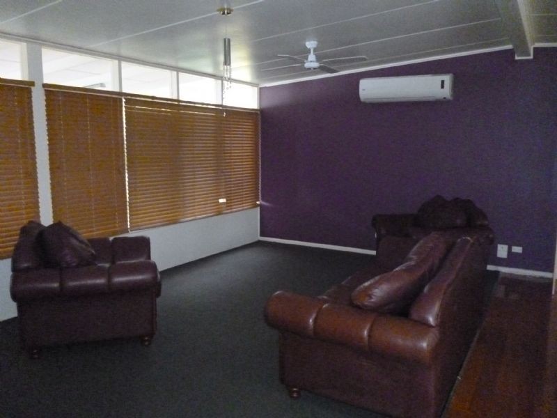 15 Beach Crescent, Newhaven VIC 3925