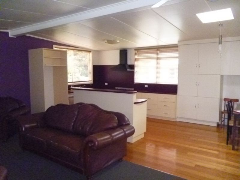 15 Beach Crescent, Newhaven VIC 3925