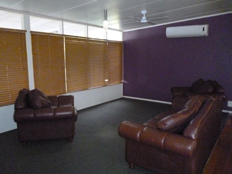 15 Beach Crescent, Newhaven VIC 3925