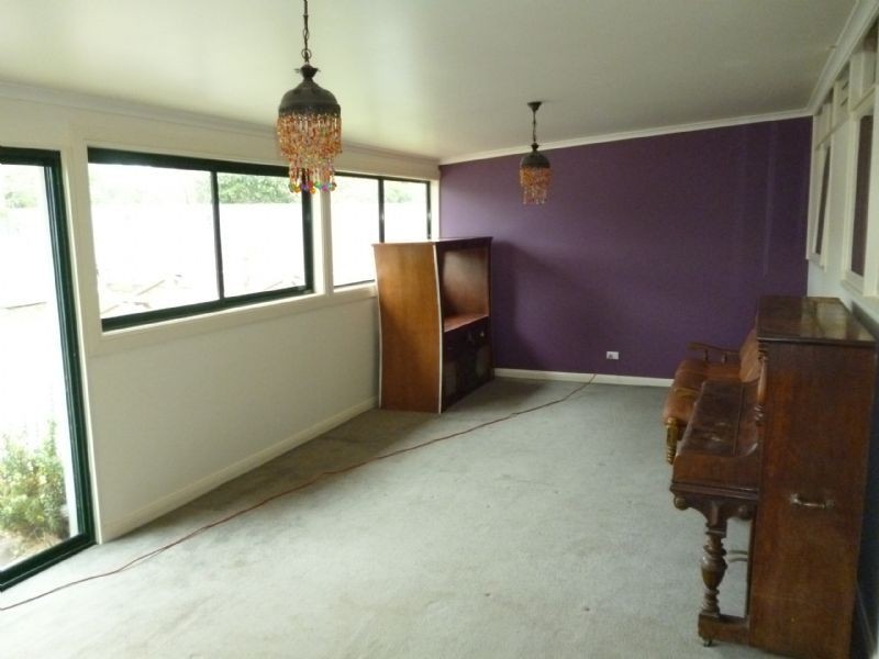 15 Beach Crescent, Newhaven VIC 3925