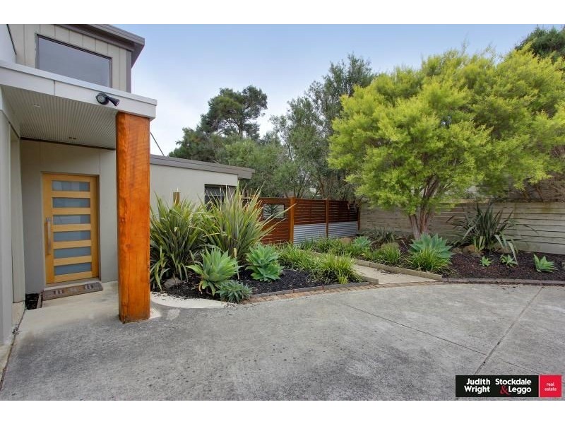 2 Hotham Close, Cowes VIC 3922