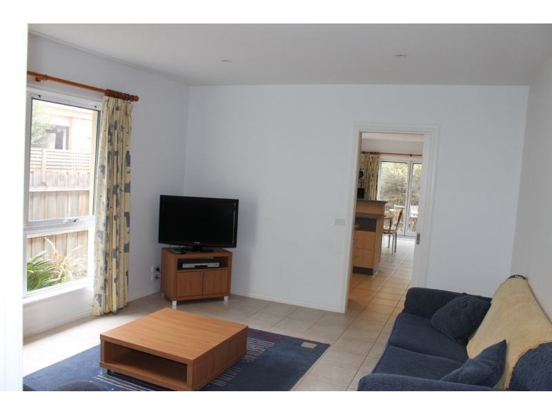 1/44 Church Street, Cowes VIC 3922