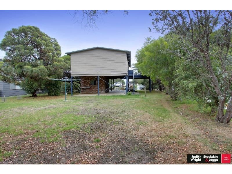 21 Seacombe Grove, Ventnor VIC 3922