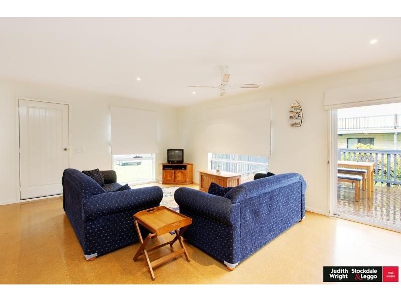 29 Outlook Drive, Cowes VIC 3922