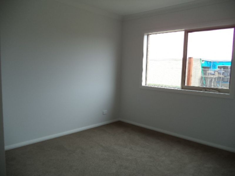 10 Castlecombe Circuit, Cowes VIC 3922
