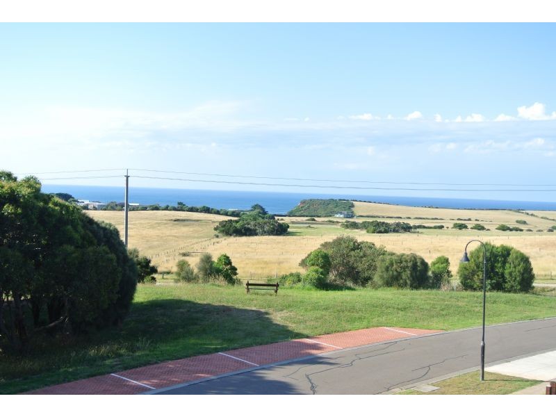 9 Vision Circuit, Sunset Strip VIC 3922