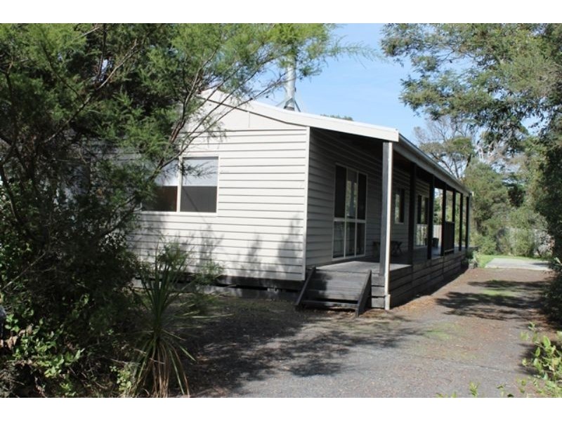 7 Ti Tree Drive, Cowes VIC 3922