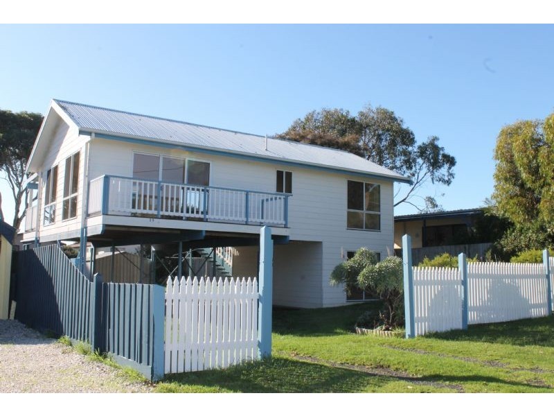 20 Terry Crescent, Wimbledon Heights VIC 3922