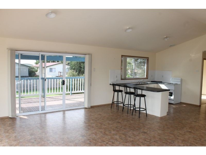 20 Terry Crescent, Wimbledon Heights VIC 3922