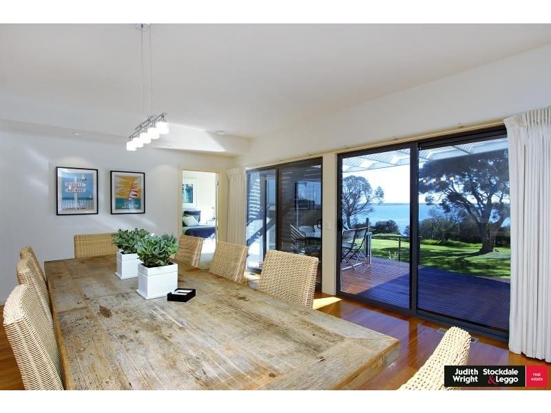 6 Langard Road, Cowes VIC 3922