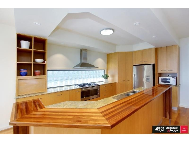 6 Langard Road, Cowes VIC 3922