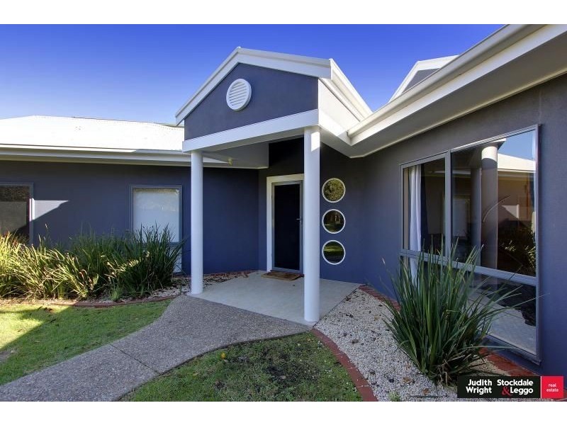 6 Langard Road, Cowes VIC 3922