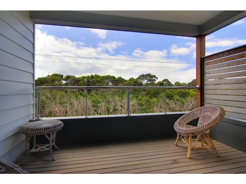 16-18 Settlement Road, Cowes VIC 3922