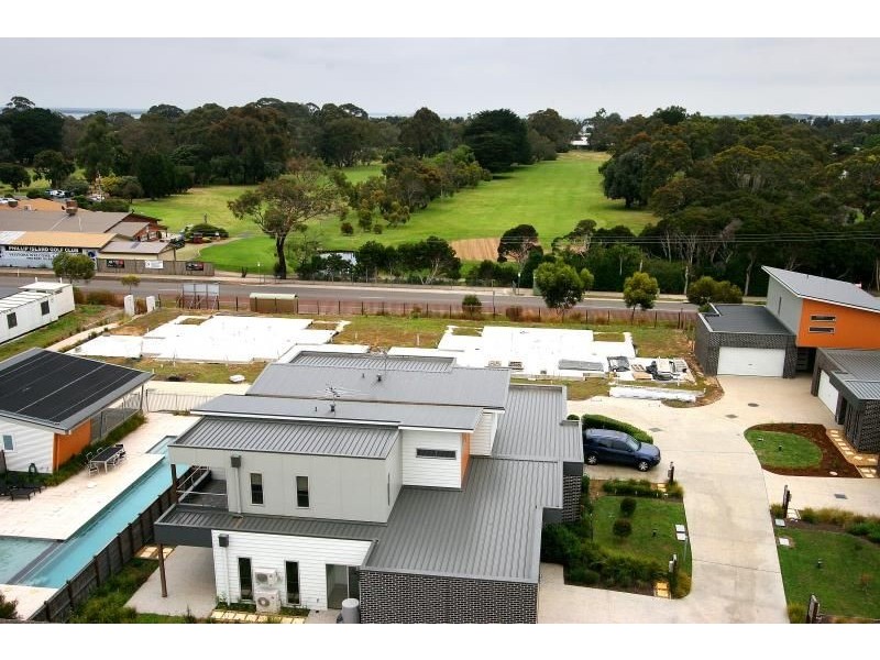 16-18 Settlement Road, Cowes VIC 3922
