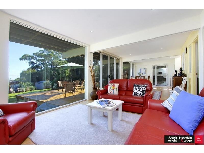 12 Bowcombe Crescent, Ventnor VIC 3922