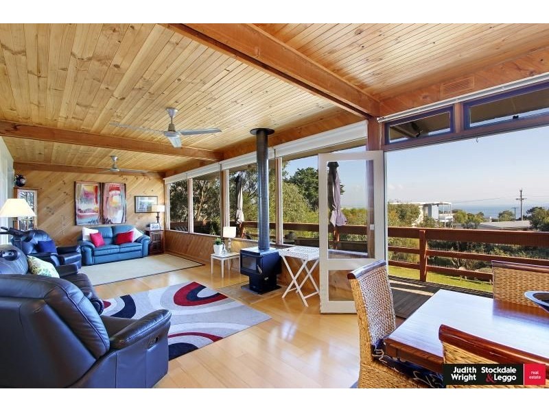 12 Bowcombe Crescent, Ventnor VIC 3922